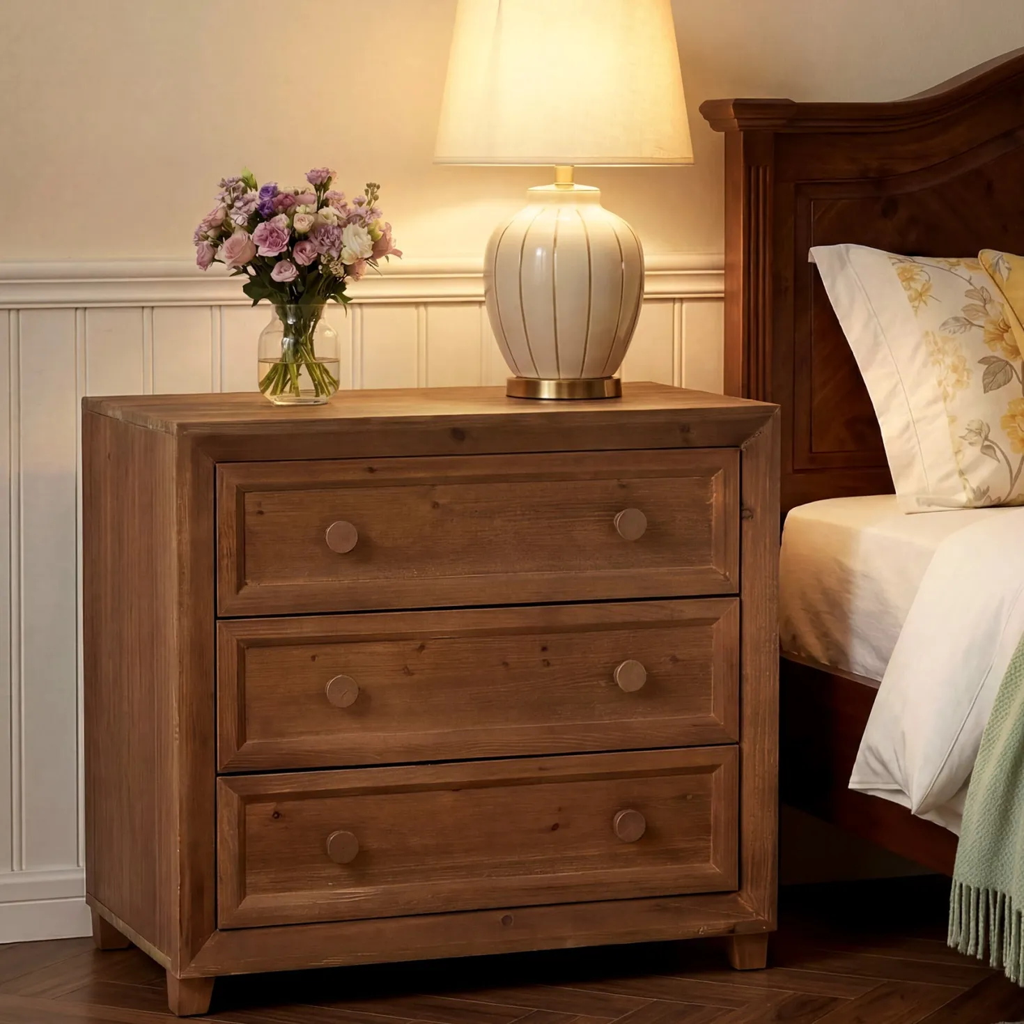 31.5" Wide Nightstand, Solid Wood Bedside Table with 3 Drawers